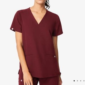 Figs Casma Three-Pocket Scrub Top